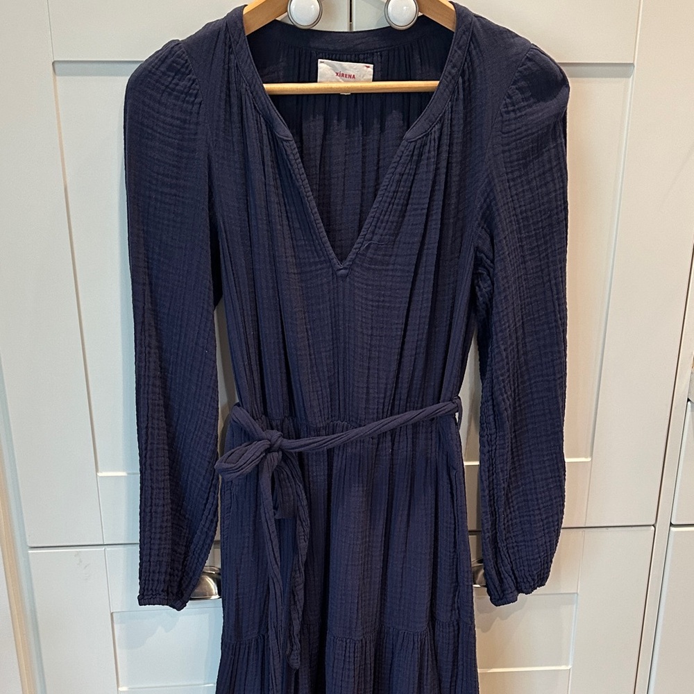 XiRENA Navy Long-Sleeve V-Neck Tie-Waist Gauze Dress